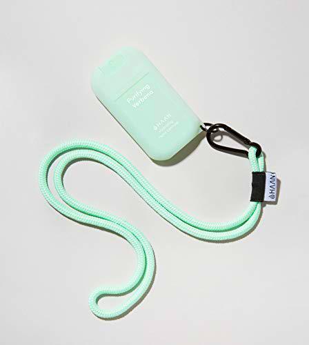 HAAN Desinfectante de Manos Dispensador + Accesorio para Colgar | Higienizante e Hidratante en Spray | Dispensador Recargable | Cordón y Funda para Colgar en el Cuello | 30 ml | Verbena